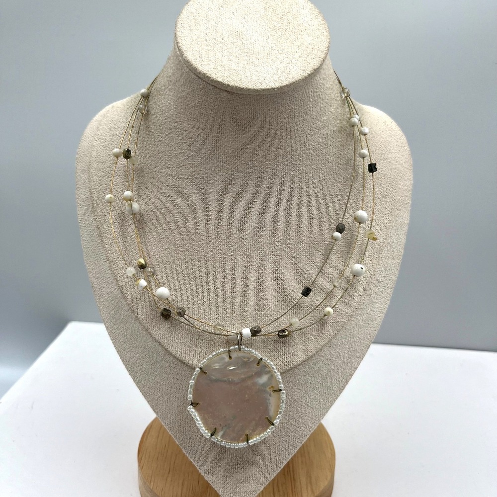 Vintage‎ Mother of Pearl MOP Shell Pendant Necklace Multi Strand Seed Bead Boho